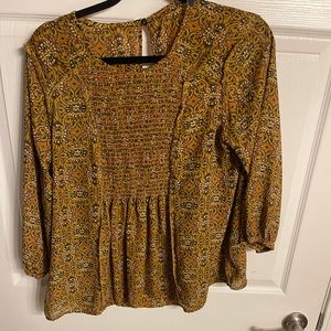 70s style quarter length sleeve shirt